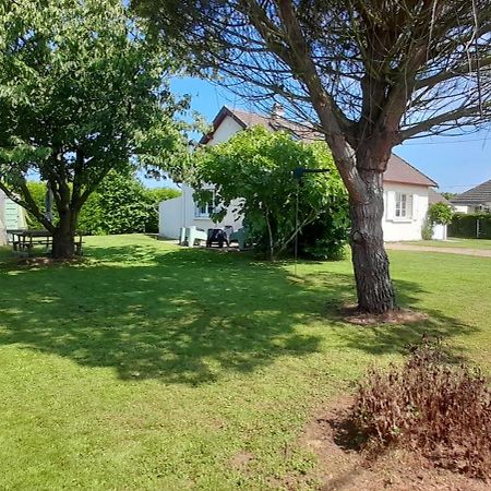 Le Calme Et L'Air Marin Villa Gonneville-en-Auge ภายนอก รูปภาพ